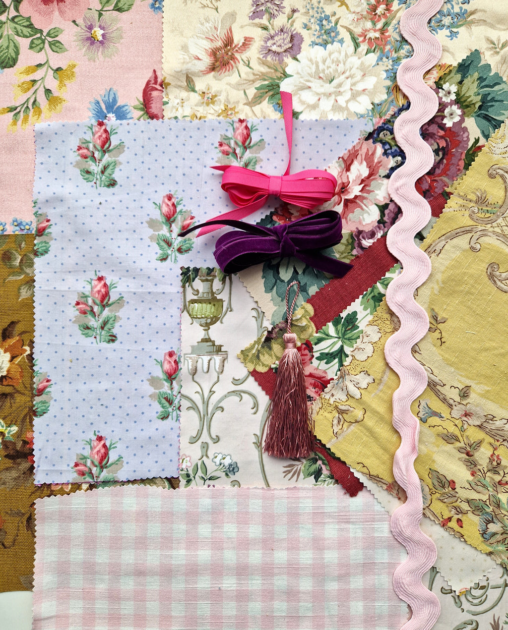 Vintage Floral Fabric Craft Bundle Box - D -