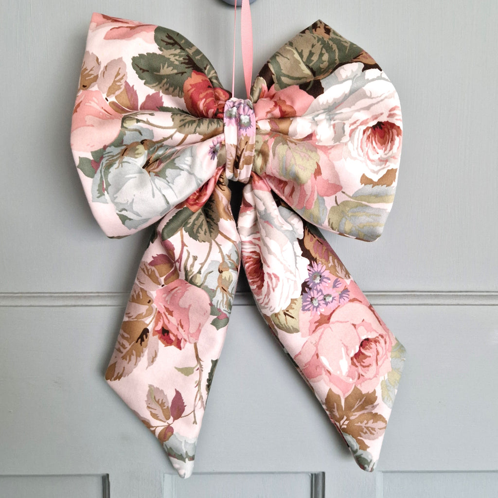 Large Fabric Bow -  Vintage Chelsea Rose Florals