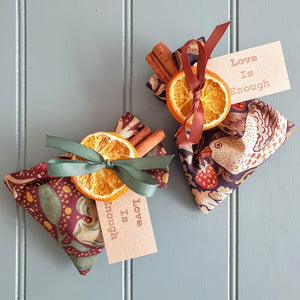 Morris And Co Christmas Spice Pouches - William Morris Strawberry Thief Brown/Seaweed Aubergine